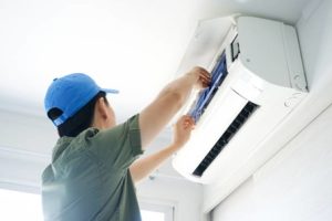 10 Advantages of Hiring Air Conditioning Specialists for Your HVAC Needs