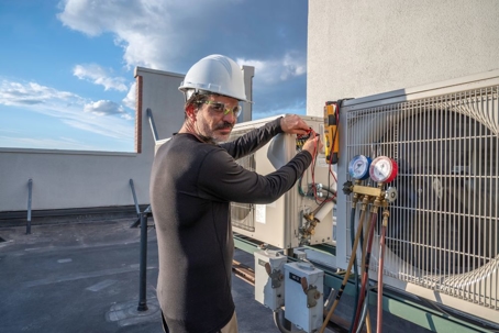 What are the disadvantages of ductless mini split systems